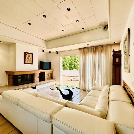Pinell Costabravasi Apartment